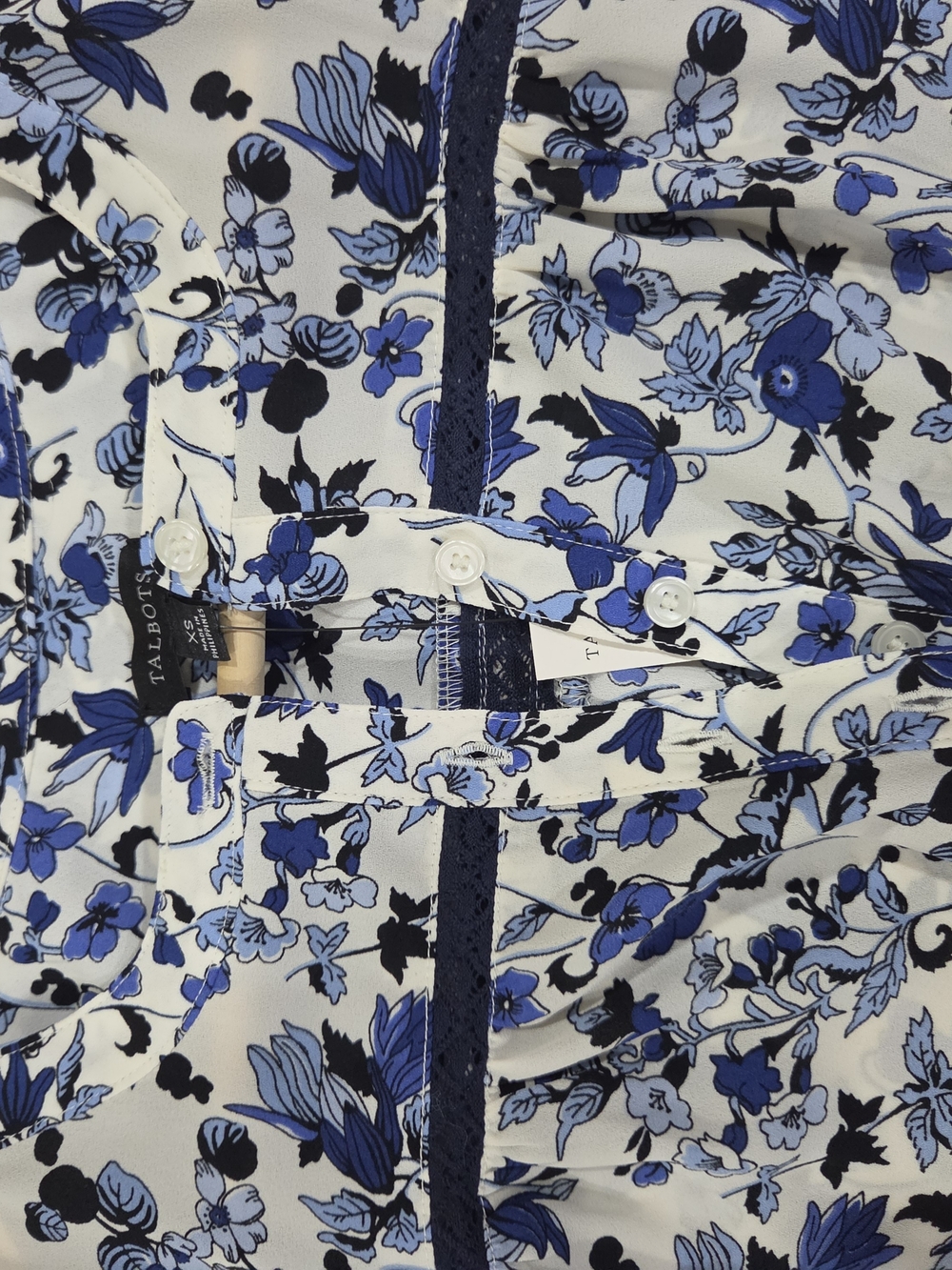 Talbots Blue and White Floral Button-Front Blouse - Picture 9 of 10